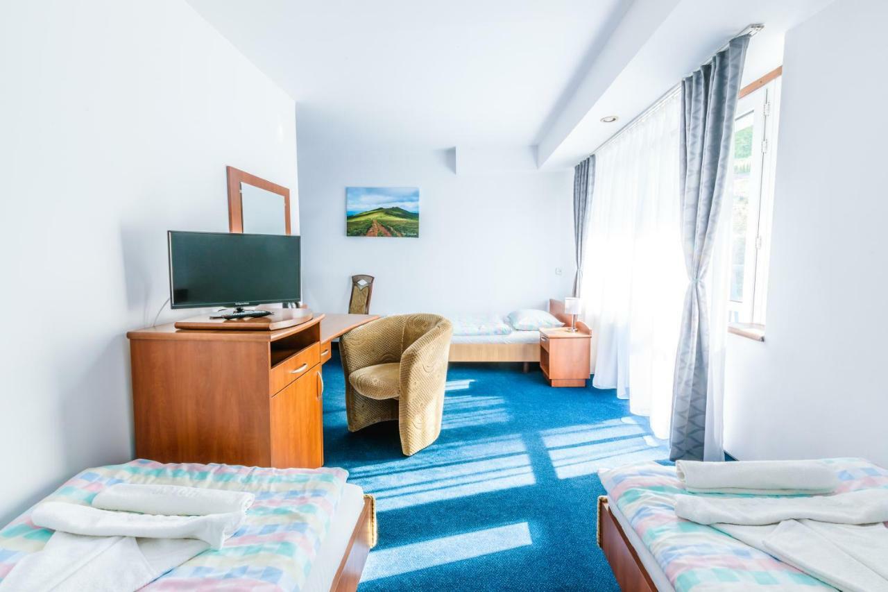 Osrodek Wypoczynkowy Tarnica Bed & Breakfast Solina  Exterior foto