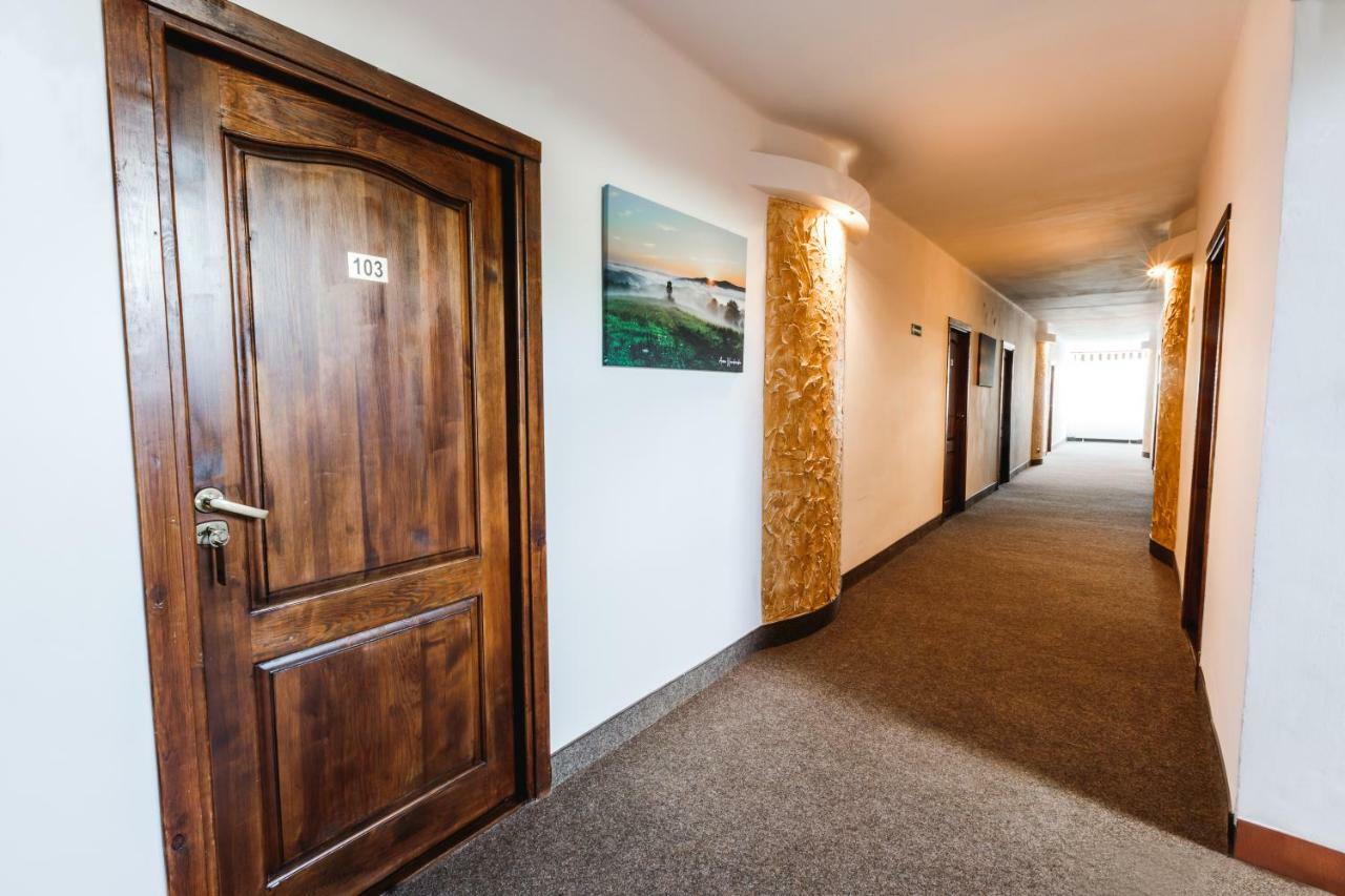 Osrodek Wypoczynkowy Tarnica Bed & Breakfast Solina  Exterior foto